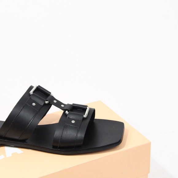 Caverley Cass Slide Sandal Black Leather Minimalist Square  Caverley Women Leather Slides NEW Eu 38 Flat Black Sandals Cass